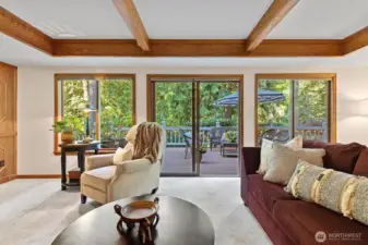 Bonus room that opens outside to the back deck.