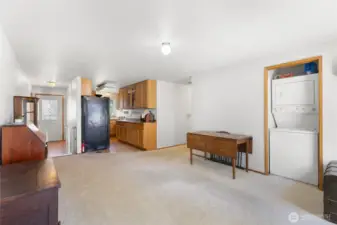 Welcome to the attached 2 bed 2 bath ADU