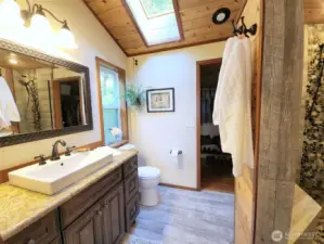 Primary Suite Bathroom