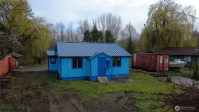 Low-maintenance metal roof.