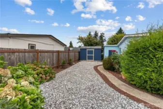 Another view of backyard, the privacy fence makes it feel very peaceful.