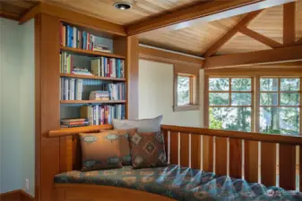 Another view of the bench in the primary bedroom which is perfect for reading.