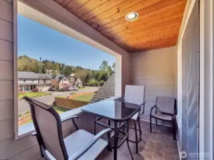 upper level patio