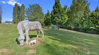 The white horse. Pleasant scenery to enjoy on walking paths.