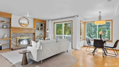 Its bright, open and relaxing to live in and to entertain with families and friends.