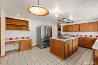 Large kitchen, with like new appliances.