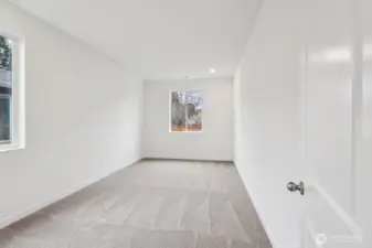 Bedroom 5 (downstairs)