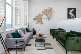Ultimate in Open-Plan Living and Entertaining with Picturesque East-Facing Lake Vistas