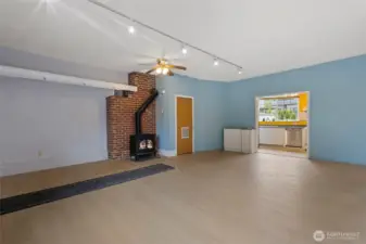 Additional view of the living room from the 2nd side.
