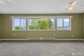 Upper level bedroom 2