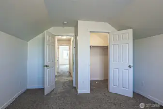 Upper Bedroom #4