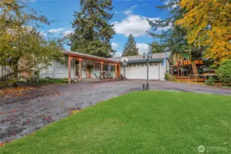 Another view of the front yard.