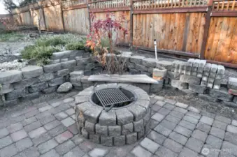 FIRE PIT IN BACK YARD