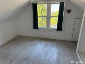 Upper Bedroom 2
