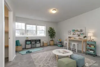 Bonus room (virtually staged)