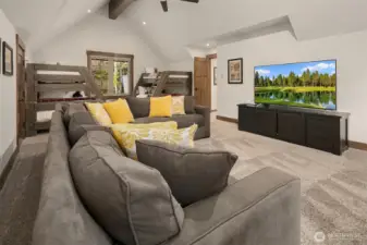 Oversized bonus room
