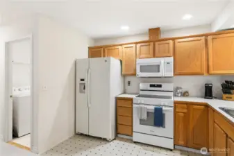 Well planned kitchen with newer appliances