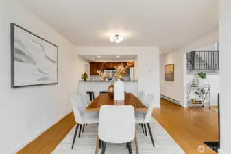Lake views, floor-to-ceiling windows, vaulted ceilings, tons of natural light & inviting spaces—ideal for relaxing or entertaining