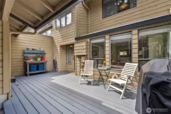 Private retreat-like entry with space to garden