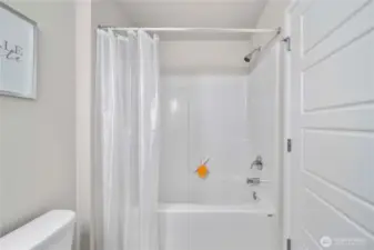 Primary 5pc bathroom