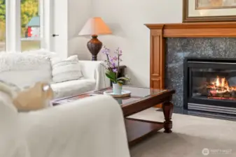 The perfect spot for a cup of coffee or an evening cocktail by the fire!