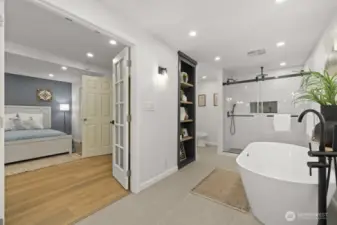 And an in-wall shelf for displaying items or additional storage.