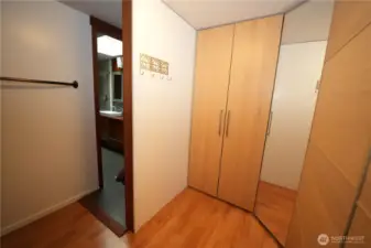Walk in Closet