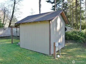 Shed w/ water, sewer, power by it.