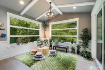 Breakfast nook or bonus room off kitchen.