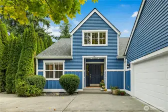 Classic cottage style all on one level with 3 bedrooms, 2 bathrooms -  built in 1998 by Dick Allen.