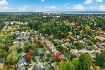 Just south of the ballfields and Owen's Playground at Rotary Park, you'll have easy access to schools, shopping, and in-town services.