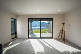 This light-filled second bedroom also features a glorious view of Lake Chelan, just steps away from the back patio.
