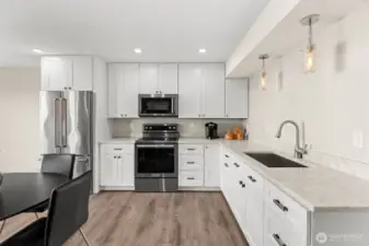 Tons of prep, space and storage