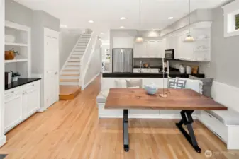 From the bright kitchen to the upstairs retreat, this home's thoughtful floorplan is ideal for easy, everyday living.