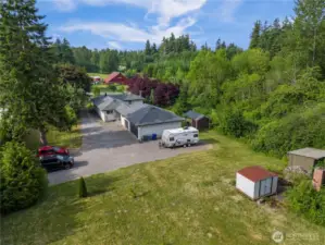 Large acre lot room for ADU or possible subdivide the lot