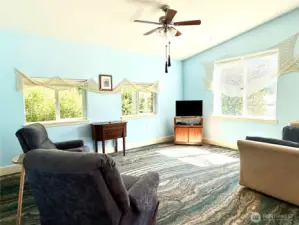 So much natural light!