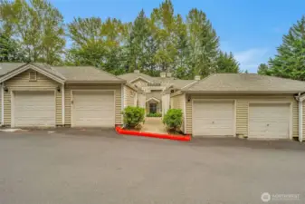Detached Garage