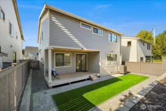 Low-Maintenance Paver & Turf Landscaping
