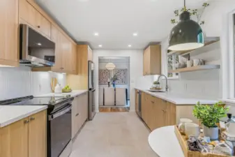 New custom kitchen with quartz counters