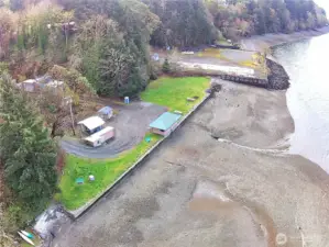 Community park/ beach access