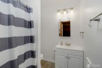 bath off primary