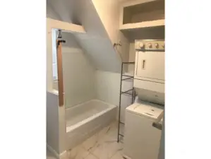 Unit One 1b1b - bathroom with private laundry