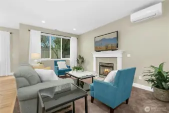 Gorgeous open plan w/cozy gas Fireplace