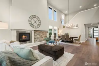 Living Room / Dining Room