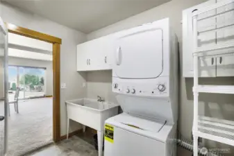 Separate downstairs Laundry Room – Dedicated space for convenience.