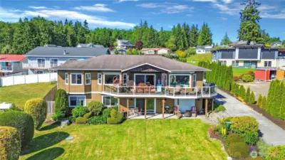 Multi-Generational Living – Perfect setup for shared housing.