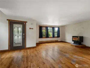 Large family room with pellet stove!