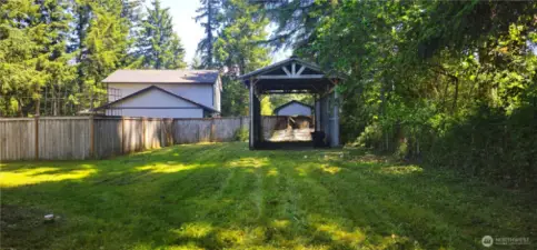 Large machine shed. Perfect for parking boats, yard equipment, campers or small RV