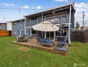 Exterior patio great for entertaining