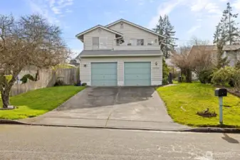 Welcome to 1728 W. 6th St.